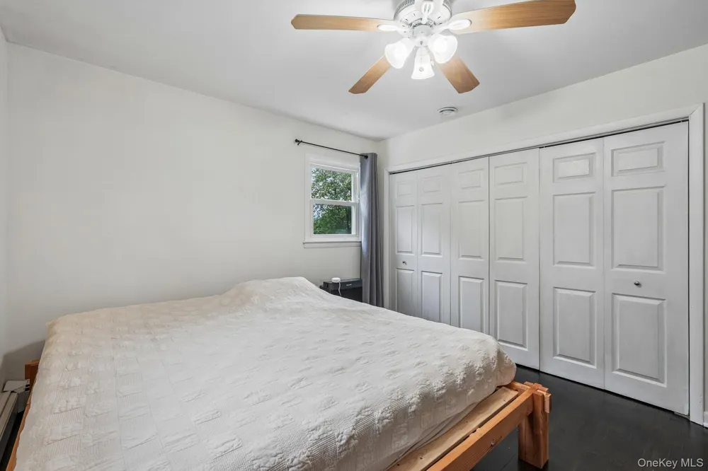 849 Warren Avenue Thornwood, NY 10594