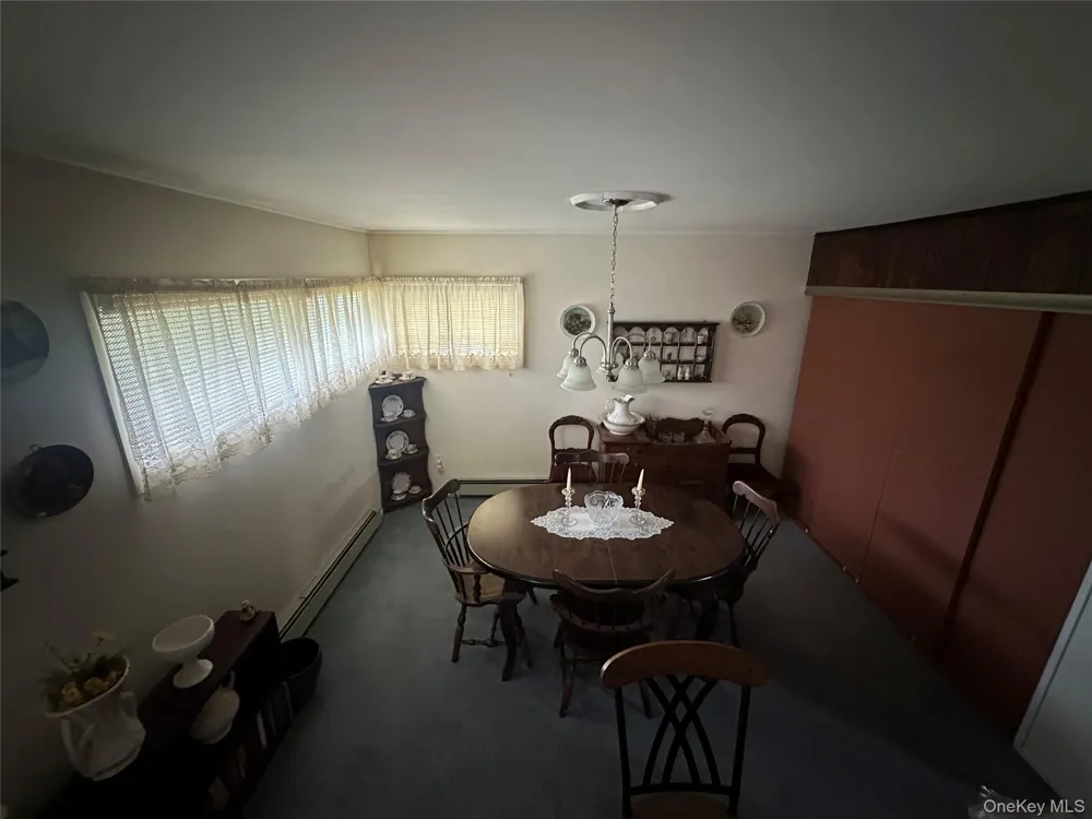 94 Willowood Drive Wantagh, NY 11793