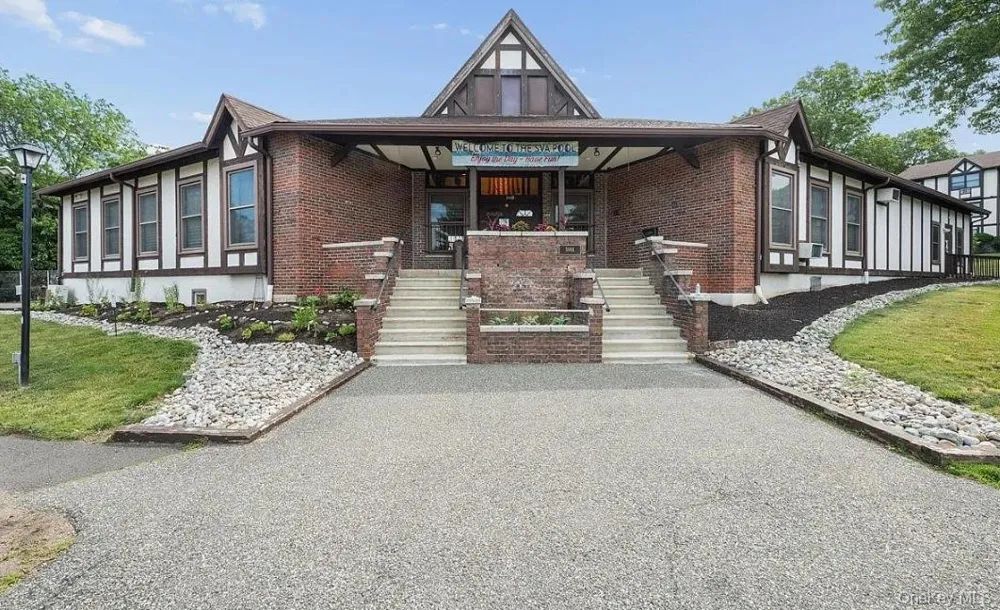 723 Sierra Vista Lane Valley Cottage, NY 10989