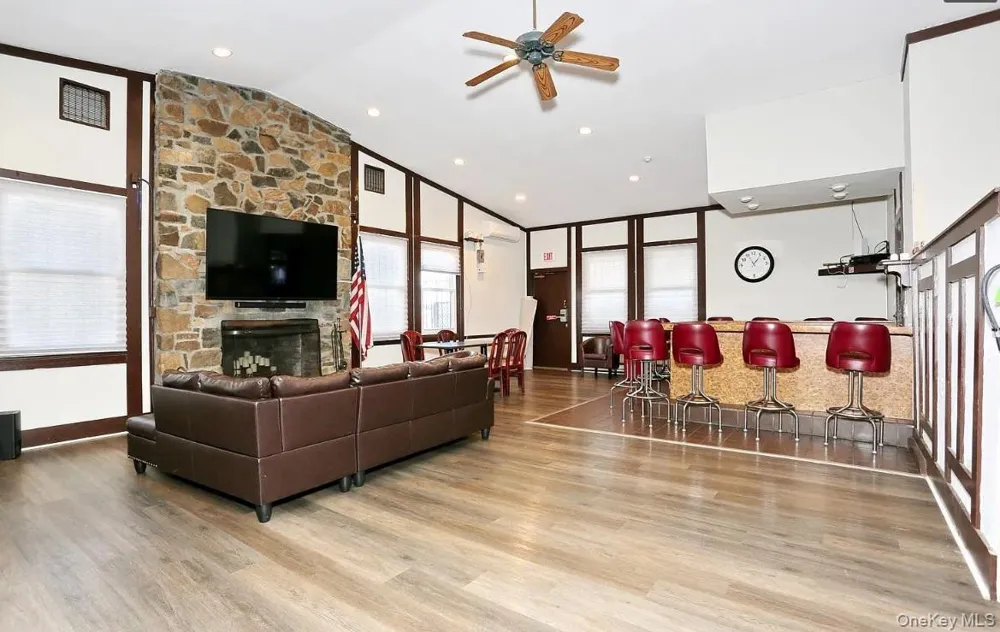 723 Sierra Vista Lane Valley Cottage, NY 10989