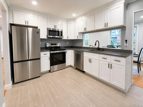 723 Sierra Vista Lane