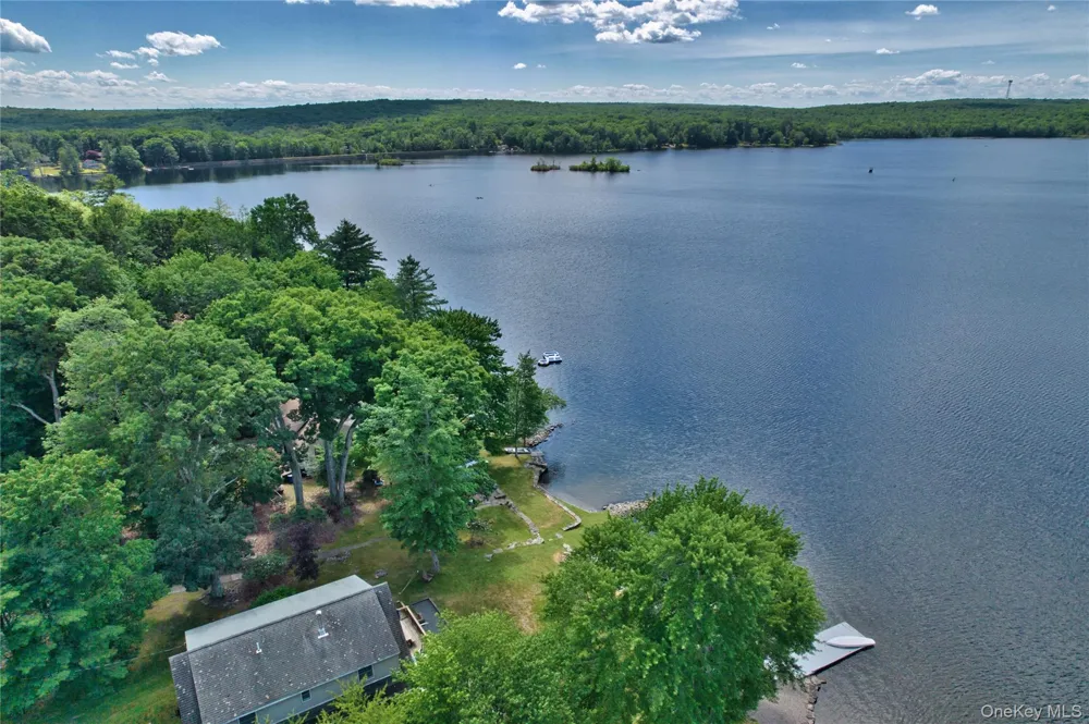 20 Sunset Point Wurtsboro, NY 12790
