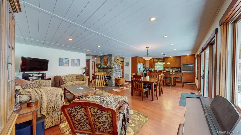 20 Sunset Point Wurtsboro, NY 12790