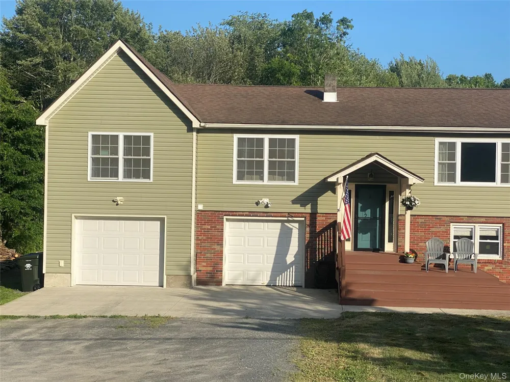 326 Bullville Road Montgomery, NY 12549