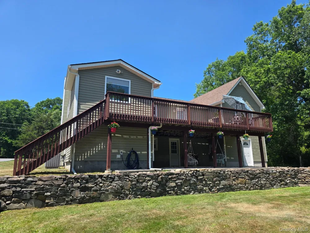 326 Bullville Road Montgomery, NY 12549