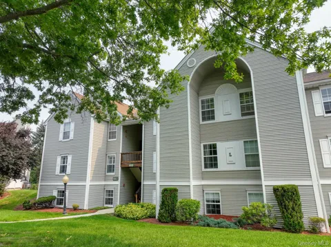 1130 Washington Green