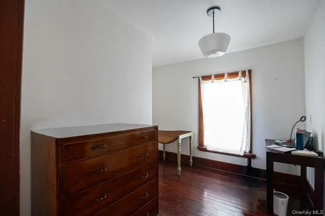 957 Columbia Street Hudson, NY 12534