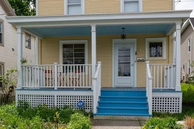 957 Columbia Street Hudson, NY 12534
