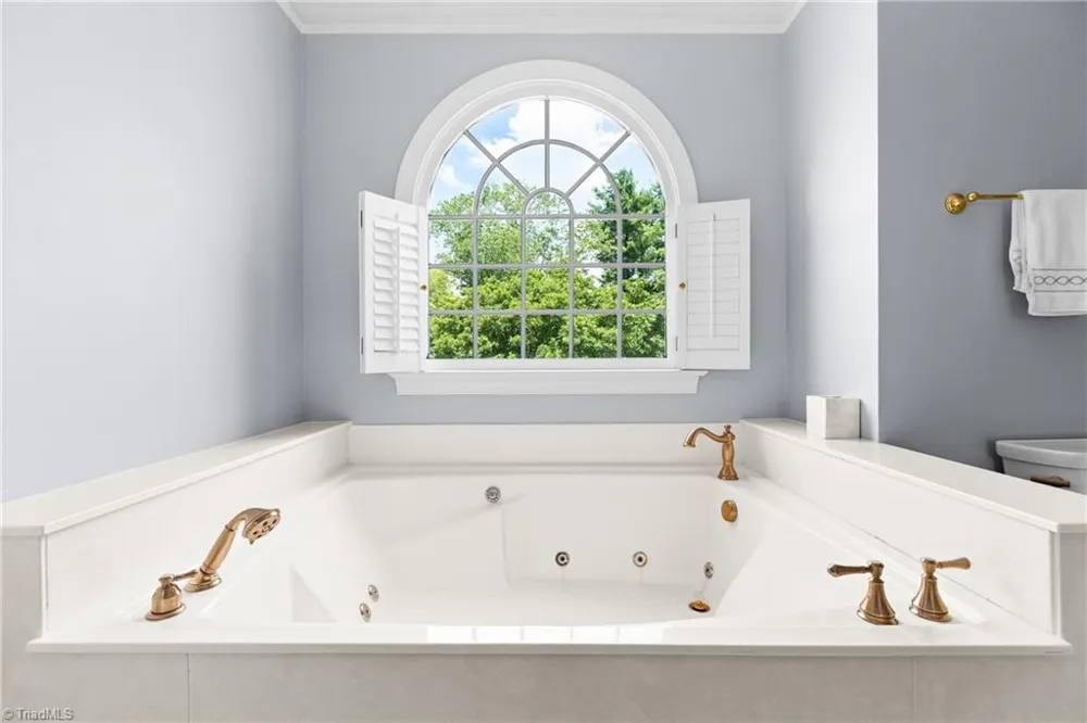 217 Riverwood Drive Lewisville, NC 27023