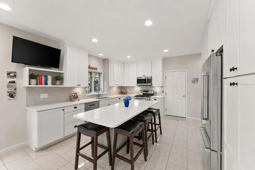1591 Hogan Avenue Chesterton, IN 46304