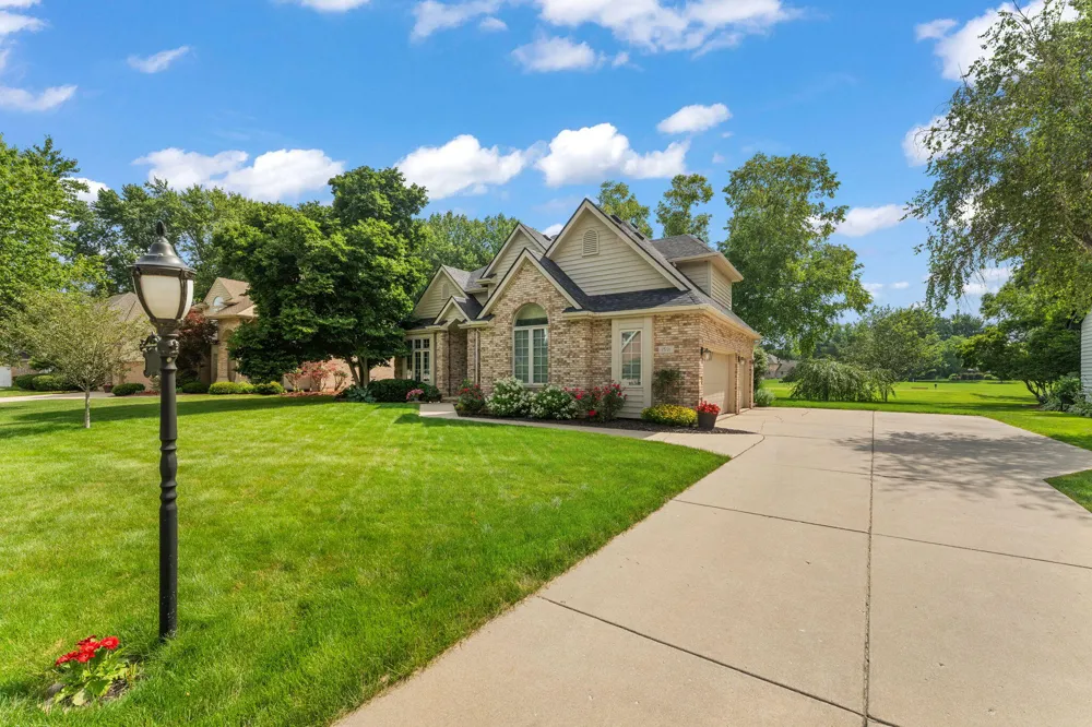 1591 Hogan Avenue Chesterton, IN 46304