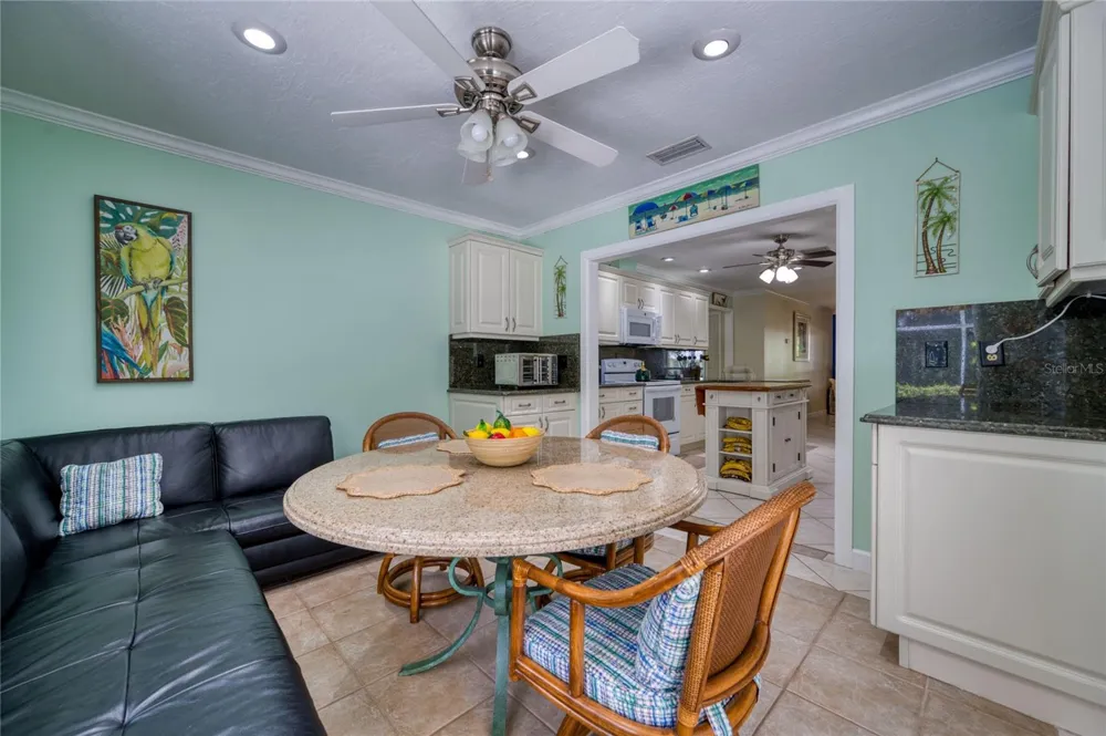 465 11TH AVENUE Vero Beach, FL 32962