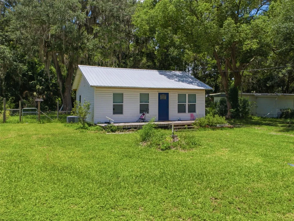 306 SE 2ND STREET Williston, FL 32696
