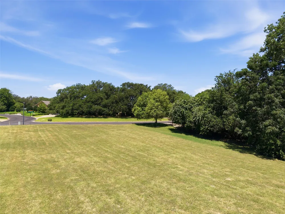 3301 Ridge Drive Waco, TX 76710
