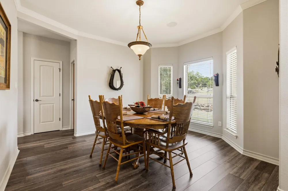 244 Genesis Trail S Drive Kerrville, TX 78028