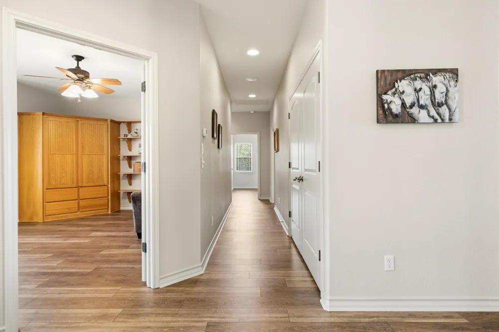 244 Genesis Trail S Drive Kerrville, TX 78028