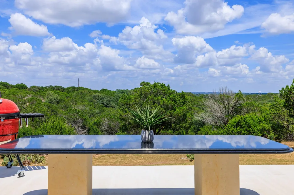244 Genesis Trail S Drive Kerrville, TX 78028