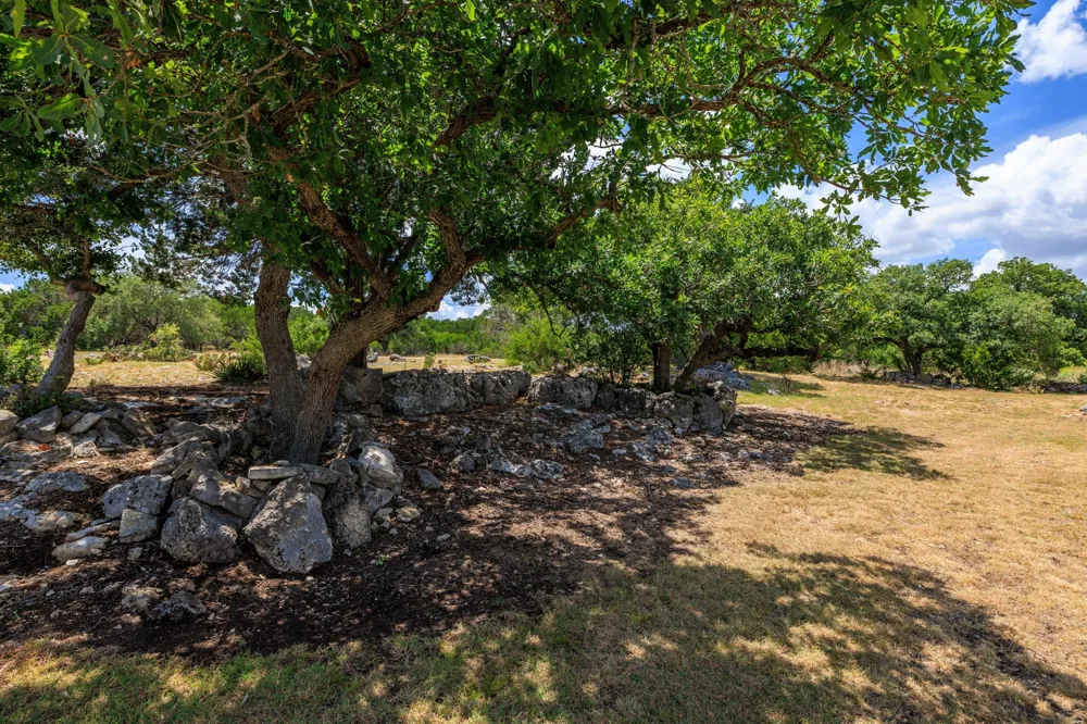 244 Genesis Trail S Drive Kerrville, TX 78028