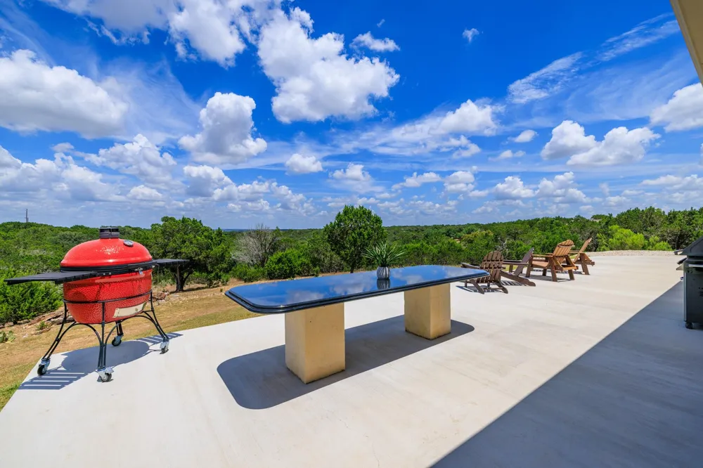 244 Genesis Trail S Drive Kerrville, TX 78028