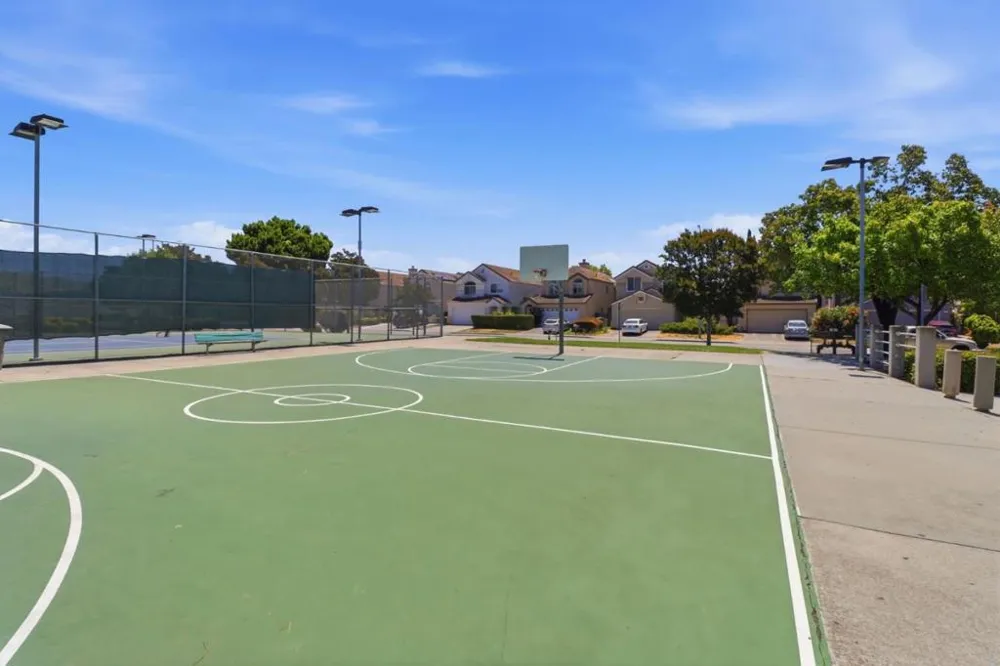 352 Montecito Way Milpitas, CA 95035
