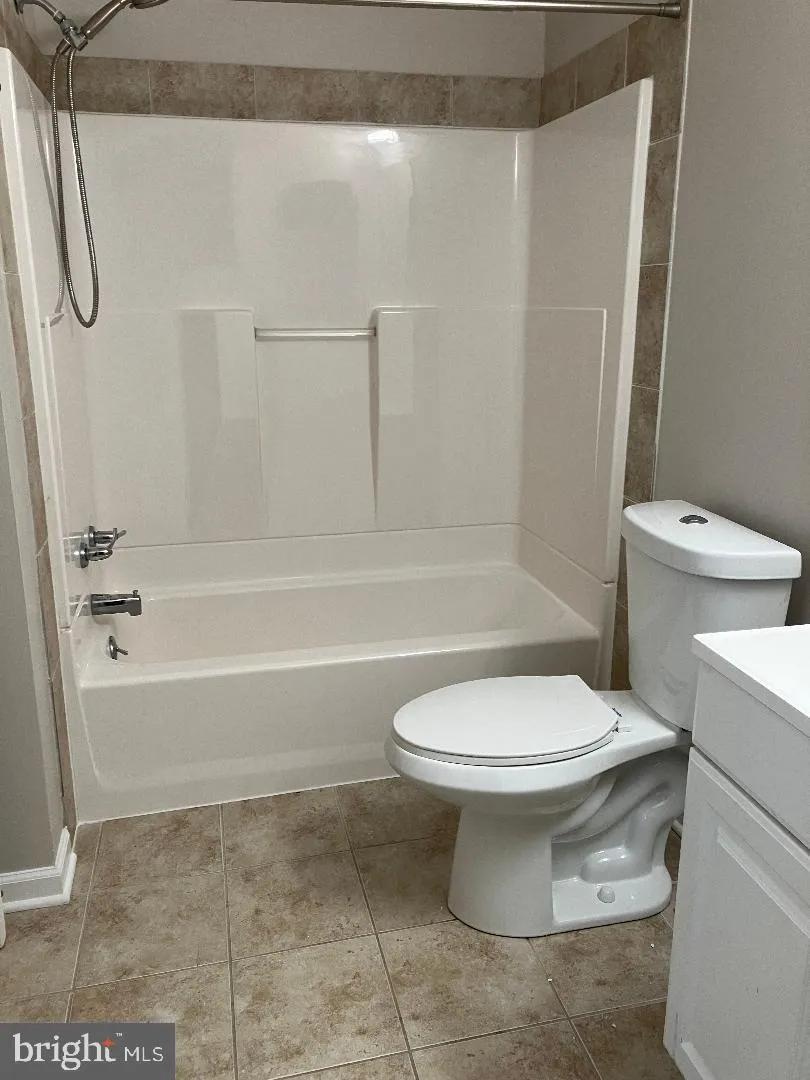 7 PARKVIEW CIRCLE #7 Southampton, PA 18966