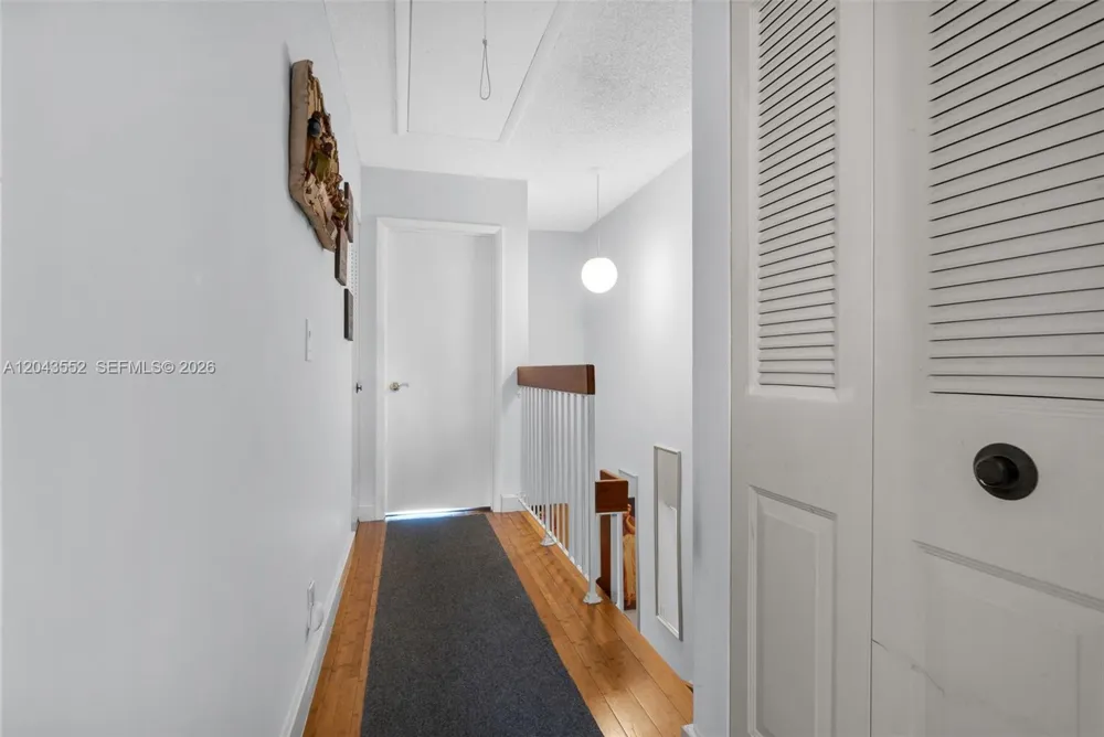 1121 NW 98th Ter #119 Pembroke Pines, FL 33024