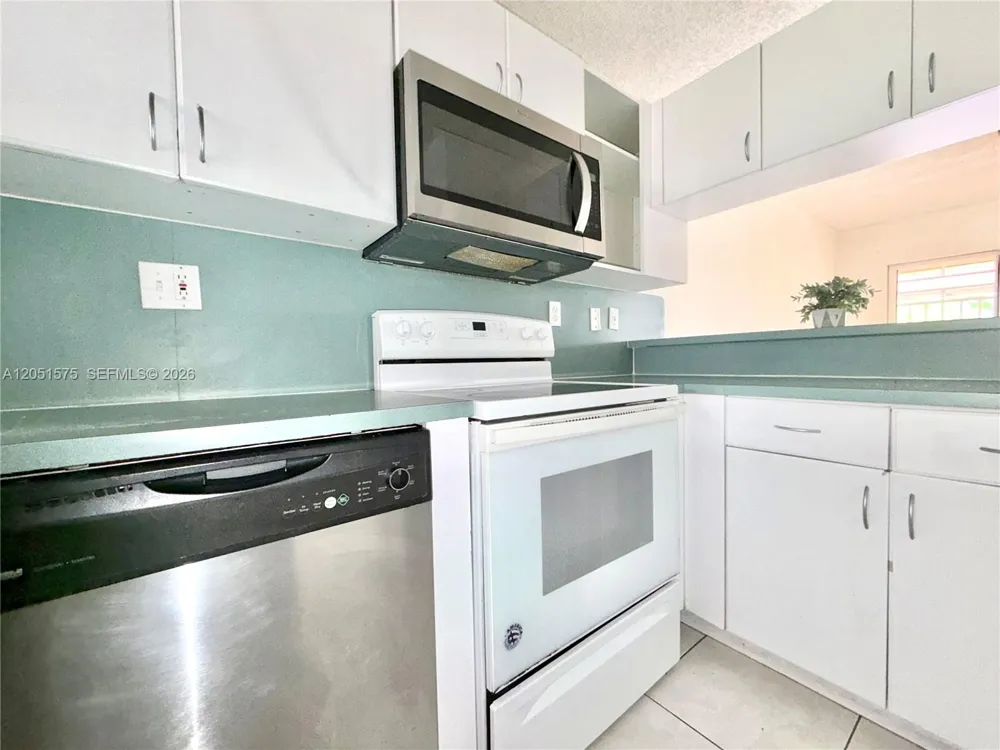 9184 NW 119 Terr #198 Hialeah Gardens, FL 33018