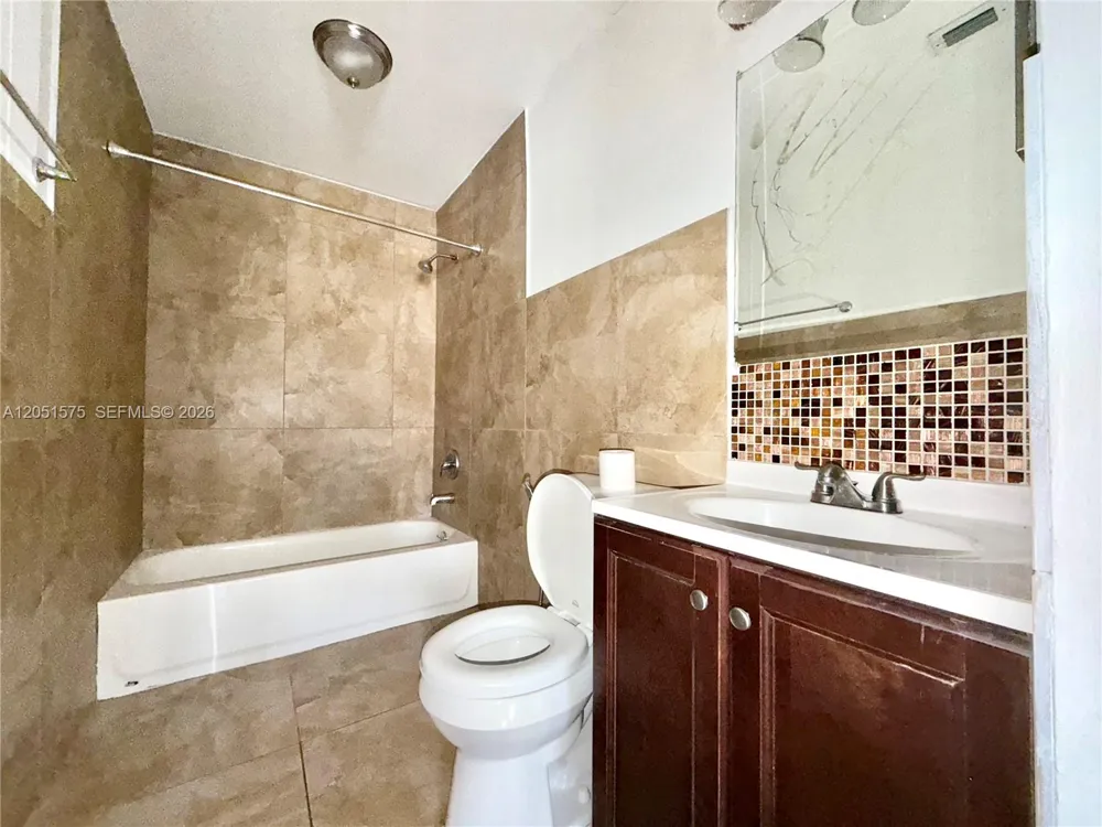 9184 NW 119 Terr #198 Hialeah Gardens, FL 33018