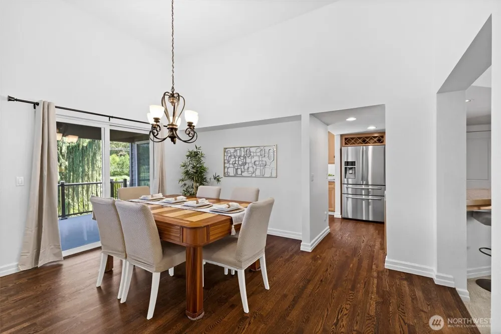 16306 Valhalla Drive Bothell, WA 98011