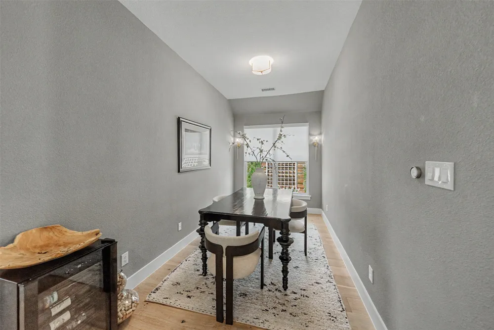 1209 Hilltop Drive #TX Grapevine, TX 76051