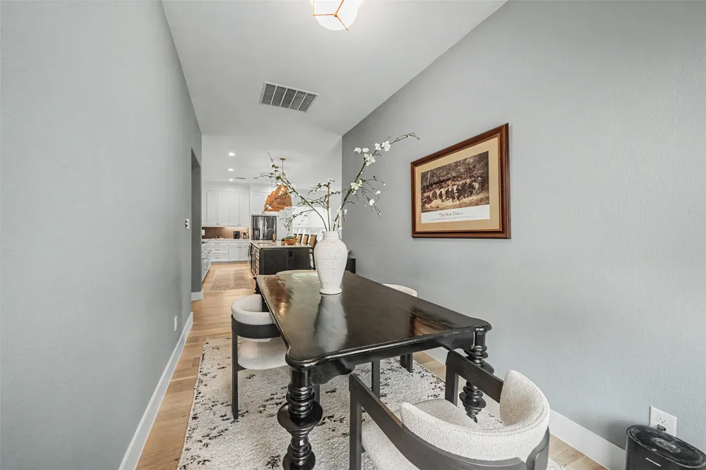 1209 Hilltop Drive #TX Grapevine, TX 76051