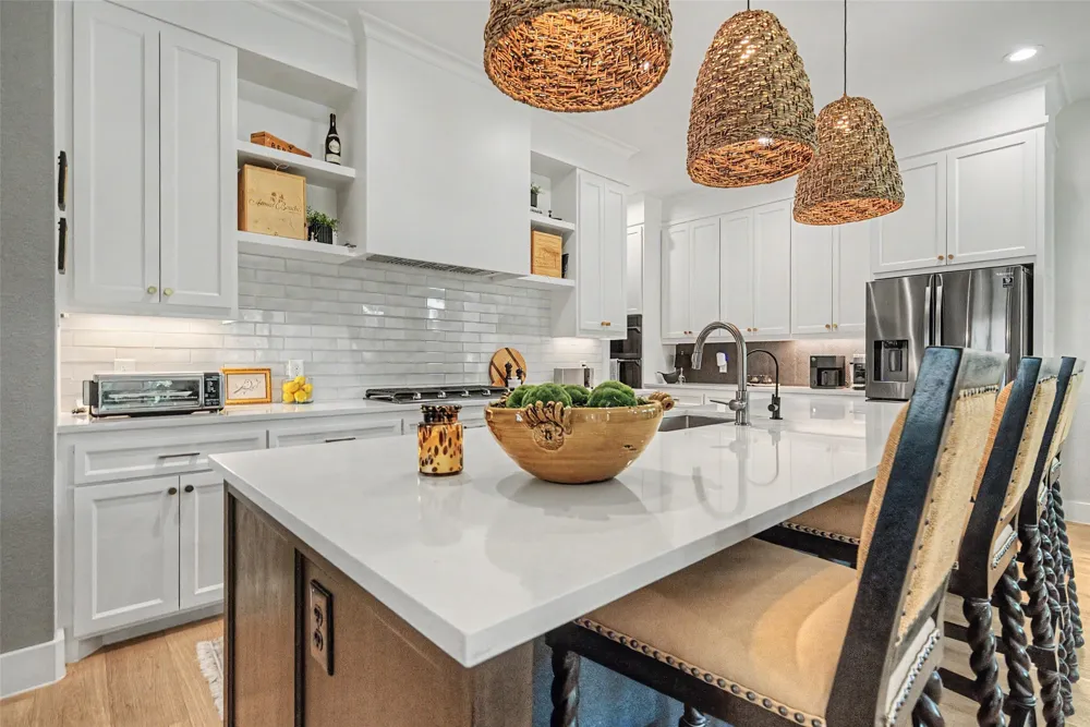 1209 Hilltop Drive #TX Grapevine, TX 76051