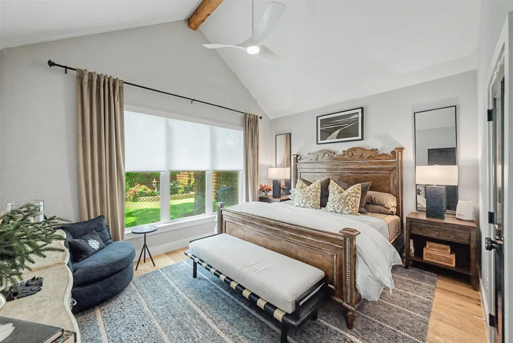 1209 Hilltop Drive #TX Grapevine, TX 76051
