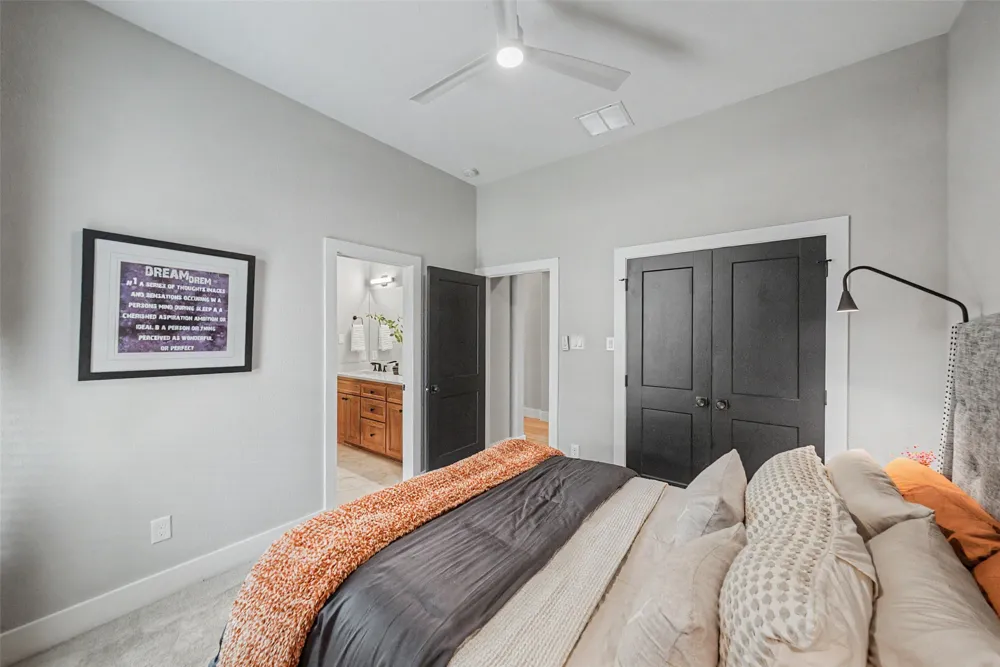 1209 Hilltop Drive #TX Grapevine, TX 76051