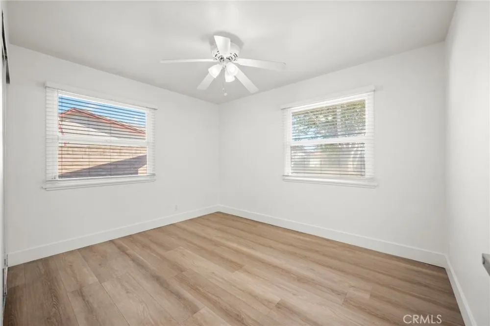 22923 Arminta Street West Hills, CA 91304