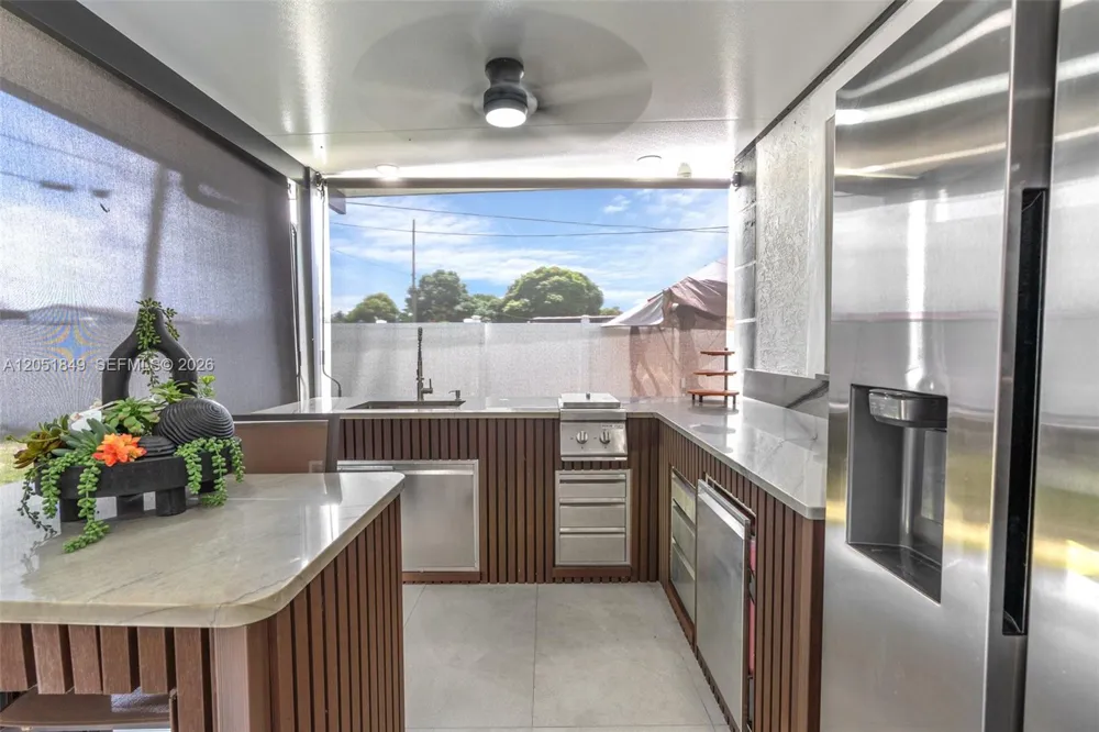 2830 NW 156th St Miami Gardens, FL 33054