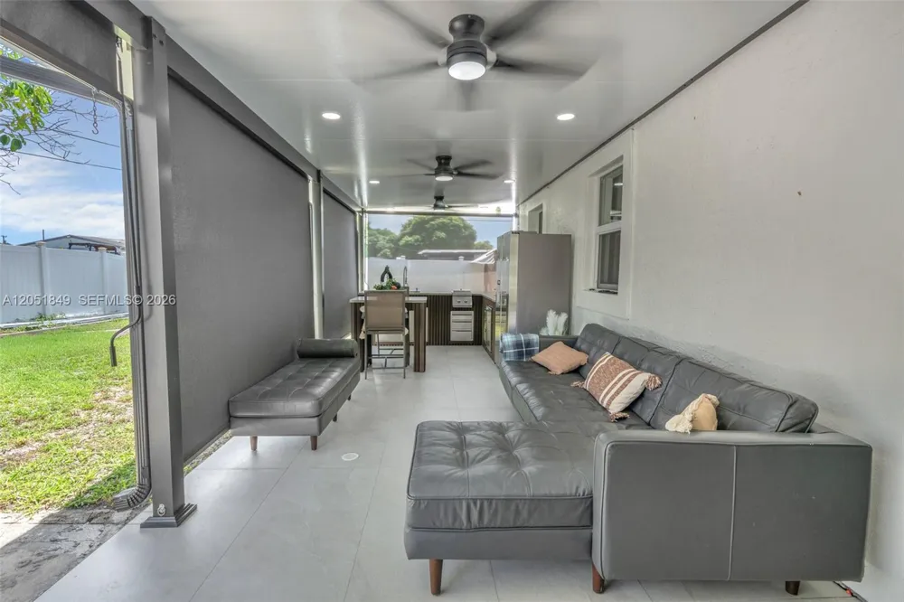 2830 NW 156th St Miami Gardens, FL 33054