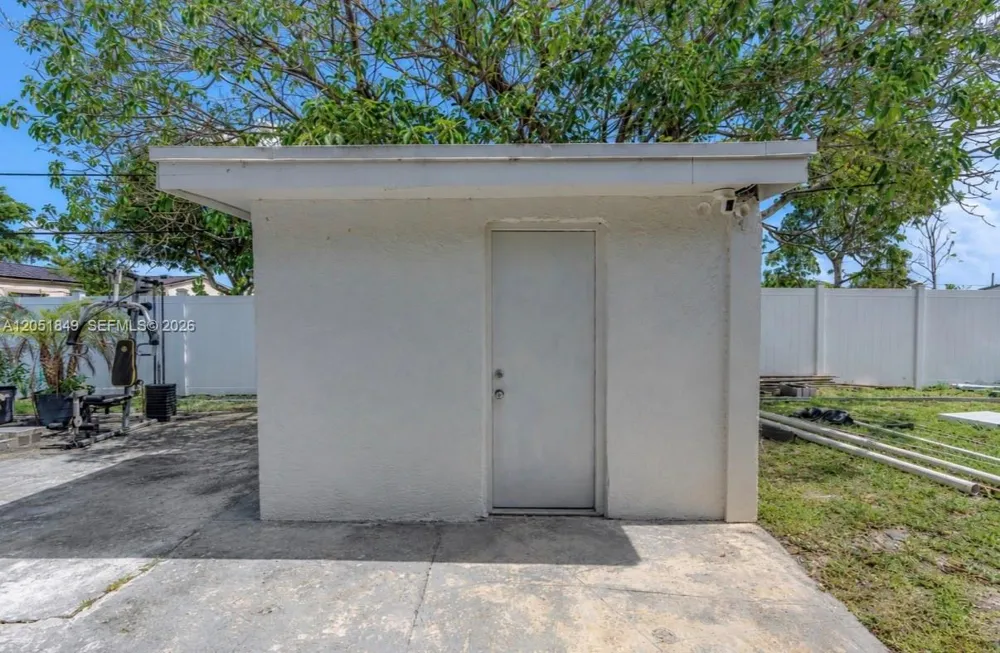 2830 NW 156th St Miami Gardens, FL 33054