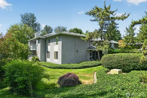 1220 6th Avenue S #B304