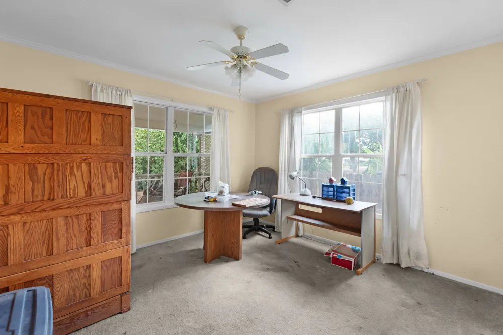 1208 Oak St Burnet, TX 78611