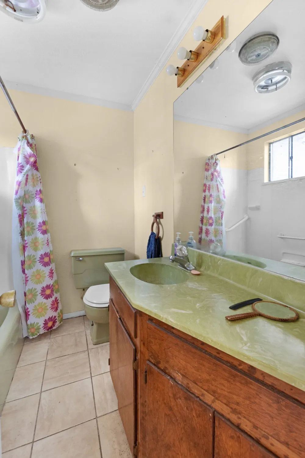 1208 Oak St Burnet, TX 78611