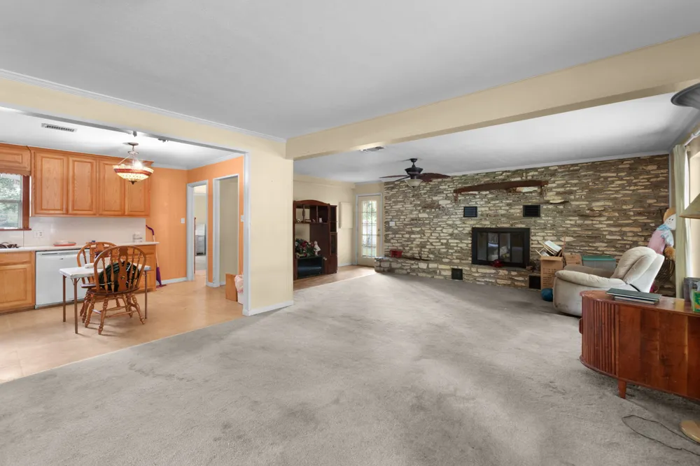 1208 Oak St Burnet, TX 78611