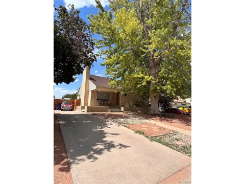 187 University Circle