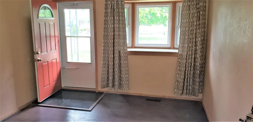 640 Calder Street Ypsilanti Charter Township, MI 48198