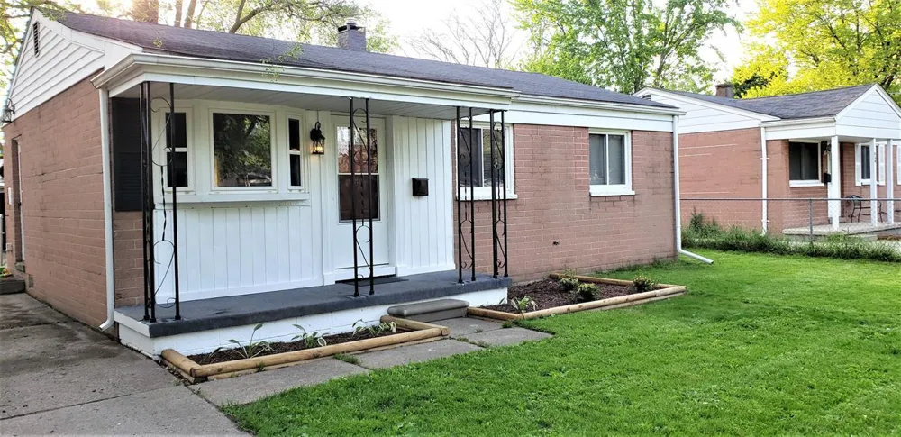 640 Calder Street Ypsilanti Charter Township, MI 48198