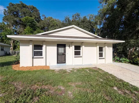 2230 SPRING HOLLOW DRIVE
