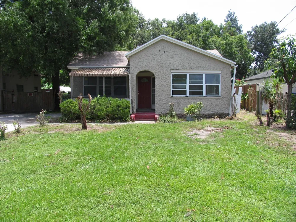 323 DOVER STREET Orlando, FL 32811