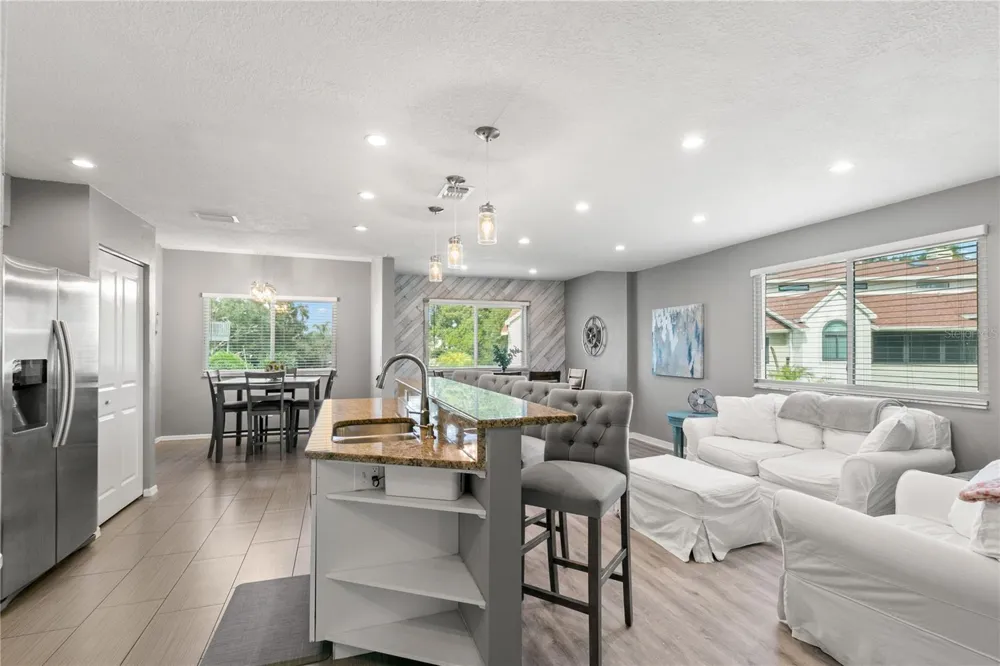 2376 HANOVER DRIVE Dunedin, FL 34698