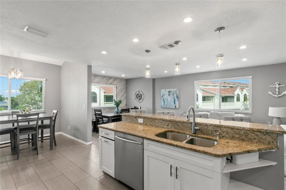 2376 HANOVER DRIVE Dunedin, FL 34698