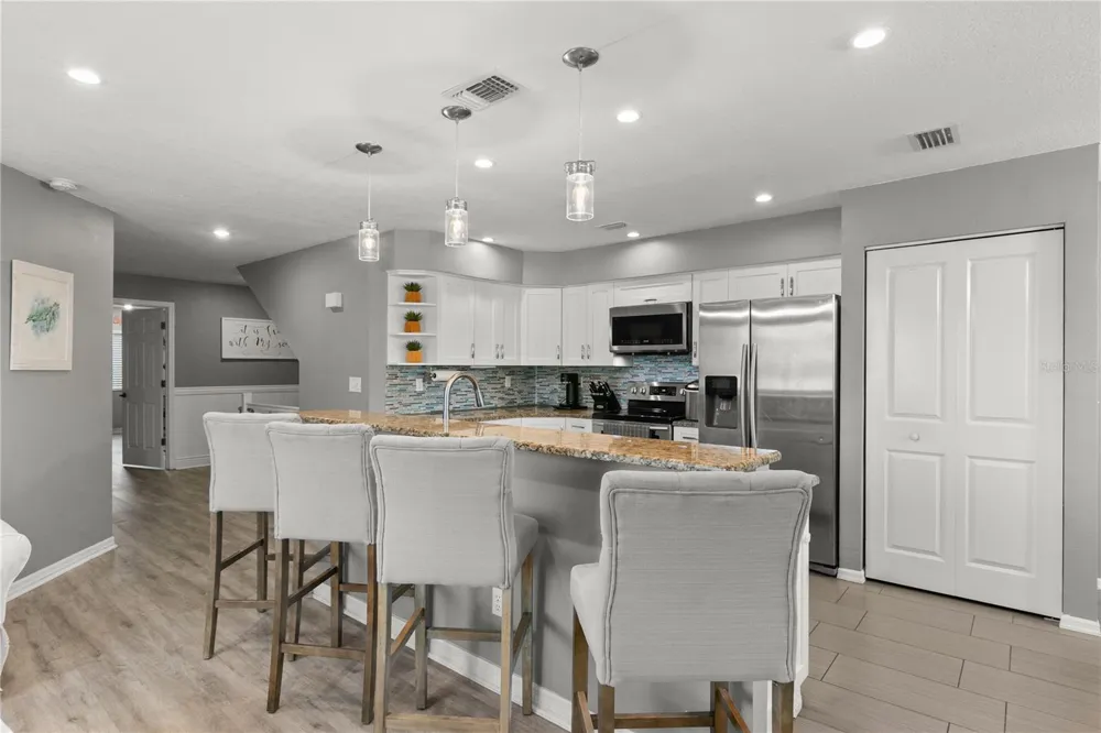 2376 HANOVER DRIVE Dunedin, FL 34698